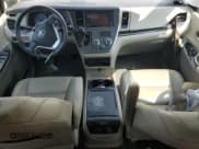 ✅ 2019 Toyota Sienna XLE • VIN: 5TDDZ3DC9KS226292 • Лот: 59715245. Опубликован ранее на Copart с пробегом Не указан. Бесплатный доступ к архиву аукционных продаж из США и подробный отчёт об истории автомобиля на DreamBid. Изображение 8.