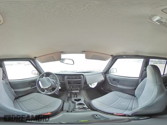 ✅ 2001 Jeep Cherokee Sport • VIN: 1J4FF48S21L502105 • Лот: 92855015. Опубликован ранее на Copart с пробегом 118 194 миль. Бесплатный доступ к архиву аукционных продаж из США и подробный отчёт об истории автомобиля на DreamBid. Изображение 16.