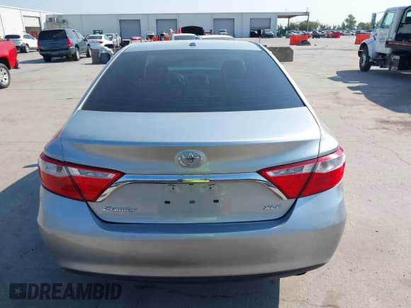 ✅ 2017 Toyota Camry SE • VIN: 4T1BF1FK5HU699485 • Lot: 43246779. Listed on IAAI with 113,852 mi. Free auction sales archive from the USA and detailed vehicle history report at DreamBid. Image 16.