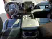 2025 Ram 1500 Rebel z VIN 1C6SRFLP4SN697440, wystawiony jako Copart lot #72078505 z przebiegiem 2 804 mil mil oraz Szkoda całkowita • Salvage title. Historia ofert i sprzedaży dostępna na DreamBid. Obrazek 8.