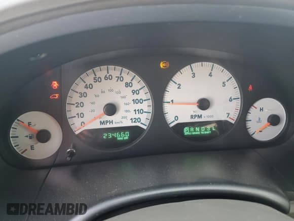 ✅ 2005 Dodge Caravan SXT • VIN: 2D4GP44L45R395080 • Lot: 92532035. Wystawiony na Copart z przebiegiem 234 660 mil. Bezpłatny archiwum sprzedaży aukcyjnych z USA i szczegółowy raport historii pojazdu na DreamBid. Zdjęcie 9.