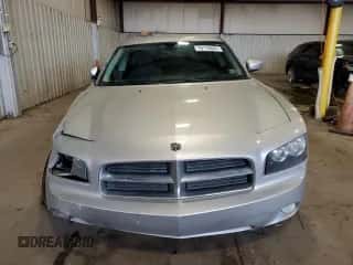 2010 Dodge Charger SXT с VIN 2B3CA3CV4AH231131, выставлен на аукционе Copart как лот 74116564 с пробегом Не указан миль и Списание • Salvage title. История ставок и продаж доступна на DreamBid. Изображение 5.