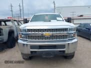 ✅ 2019 Chevrolet Silverado 2500HD Work Truck • VIN: 2GC2KREG0K1194436 • Лот: 43074666. Опубликован ранее на IAAI с пробегом 55 347 миль. Бесплатный доступ к архиву аукционных продаж из США и подробный отчёт об истории автомобиля на DreamBid. Изображение 12.