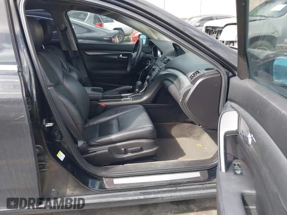 ✅ 2013 Acura TL • VIN: 19UUA8F23DA009766 • Lot: 42941179. Listed on IAAI with 125,612 mi. Free auction sales archive from the USA and detailed vehicle history report at DreamBid. Image 5.