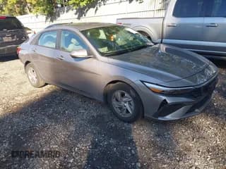 ✅ 2024 Hyundai Elantra SE • VIN: KMHLL4DG5RU711102 • Lot: 43047852. Listed on IAAI with 29,795 mi. Free auction sales archive from the USA and detailed vehicle history report at DreamBid. Image 1.