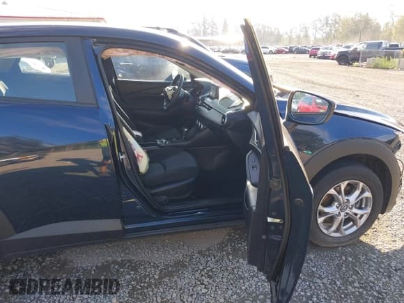 ✅ 2021 Mazda CX-3 Sport • VIN: JM1DKFB77M1515697 • Lot: 43171507. Wystawiony na IAAI z przebiegiem 29 166 mil. Bezpłatny archiwum sprzedaży aukcyjnych z USA i szczegółowy raport historii pojazdu na DreamBid. Zdjęcie 5.