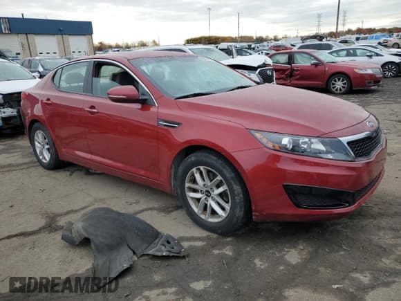 ✅ 2011 Kia Optima LX • VIN: KNAGM4A72B5071290 • Лот: 90977335. Опубликован ранее на Copart с пробегом 120 064 миль. Бесплатный доступ к архиву аукционных продаж из США и подробный отчёт об истории автомобиля на DreamBid. Изображение 4.