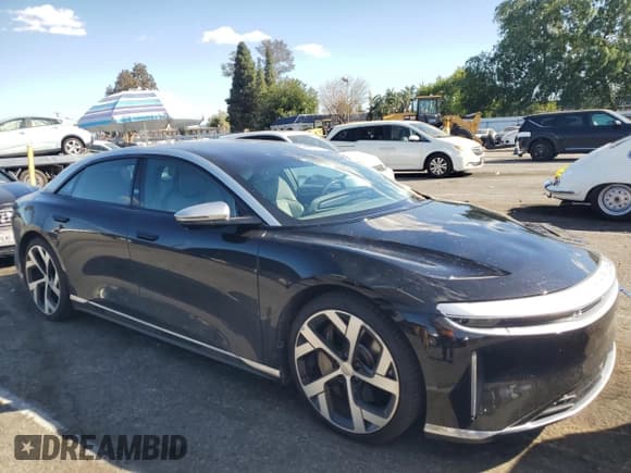 ✅ 2022 Lucid Air • VIN: 50EA1DAA4NA001357 • Lot: 47418245. Listed on Copart with 11,238 mi. Free auction sales archive from the USA and detailed vehicle history report at DreamBid. Image 4.