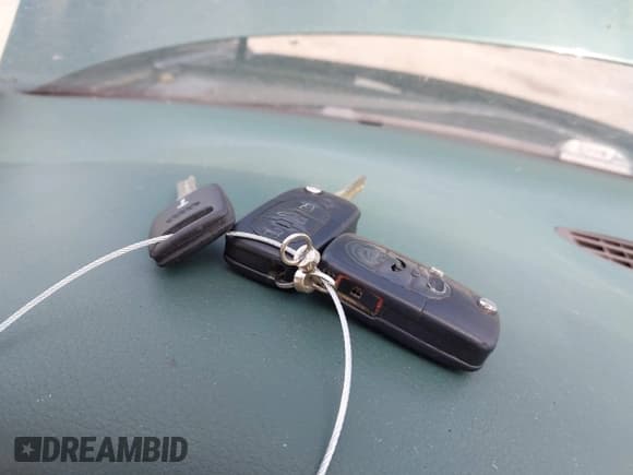 ✅ 2000 Audi A6 • VIN: WAULH24B2YN037012 • Lot: 42990552. Wystawiony na IAAI z przebiegiem 191 539 mil. Bezpłatny archiwum sprzedaży aukcyjnych z USA i szczegółowy raport historii pojazdu na DreamBid. Zdjęcie 11.