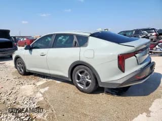 ✅ 2025 Kia K4 LXS • VIN: 3KPFT4DE4SE012127 • Лот: 67389925. Опубликован ранее на Copart с пробегом 11 698 миль. Бесплатный доступ к архиву аукционных продаж из США и подробный отчёт об истории автомобиля на DreamBid. Изображение 2.