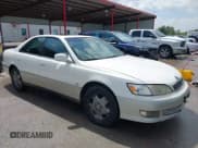 ✅ 2001 Lexus ES 300 • VIN: JT8BF28G910312385 • Lot: 42741823. Wystawiony na IAAI z przebiegiem 274 822 mil. Bezpłatny archiwum sprzedaży aukcyjnych z USA i szczegółowy raport historii pojazdu na DreamBid. Zdjęcie 1.