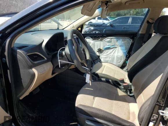 ✅ 2018 Hyundai Accent SE • VIN: 3KPC24A33JE005810 • Лот: 74198114. Опубликован ранее на Copart с пробегом 77 819 миль. Бесплатный доступ к архиву аукционных продаж из США и подробный отчёт об истории автомобиля на DreamBid. Изображение 7.