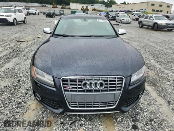 ✅ 2012 Audi S5 Premium Plus • VIN: WAUCVAFR4CA003795 • Лот: 67716895. Опубликован ранее на Copart с пробегом 116 563 миль. Бесплатный доступ к архиву аукционных продаж из США и подробный отчёт об истории автомобиля на DreamBid. Изображение 5.