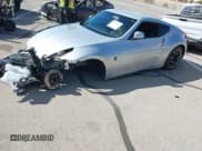 ✅ 2020 Nissan 370Z Sport Touring • VIN: JN1AZ4EH4LM820016 • Lot: 41566930. Wystawiony na IAAI z przebiegiem Nie podano. Bezpłatny archiwum sprzedaży aukcyjnych z USA i szczegółowy raport historii pojazdu na DreamBid. Zdjęcie 18.