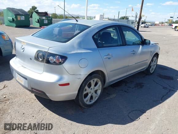 ✅ 2008 Mazda 3 i Touring Value • VIN: JM1BK32F481135039 • Lot: 43184670. Listed on IAAI with 118,301 mi. Free auction sales archive from the USA and detailed vehicle history report at DreamBid. Image 4.