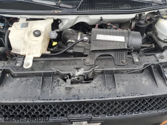 ✅ 2006 Chevrolet Express Cargo • VIN: 1GCGG25V561180167 • Lot: 93834765. Listed on Copart with 168,320 mi. Free auction sales archive from the USA and detailed vehicle history report at DreamBid. Image 12.