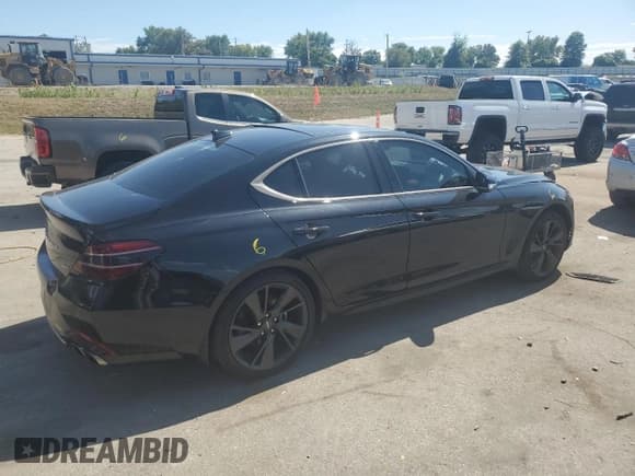 ✅ 2023 Genesis G70 2.0T • VIN: KMTG34TA4PU116050 • Lot: 71157865. Wystawiony na Copart z przebiegiem 33 697 mil. Bezpłatny archiwum sprzedaży aukcyjnych z USA i szczegółowy raport historii pojazdu na DreamBid. Zdjęcie 3.