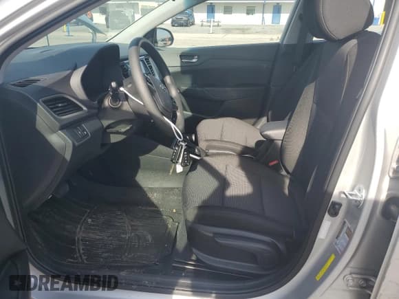 ✅ 2022 Hyundai Accent SE • VIN: 3KPC24A6XNE178787 • Лот: 81072514. Опубликован ранее на Copart с пробегом 19 637 миль. Бесплатный доступ к архиву аукционных продаж из США и подробный отчёт об истории автомобиля на DreamBid. Изображение 7.