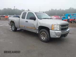 2008 Chevrolet Silverado 1500 1LT z VIN 2GCEK19CX81202153, wystawiony jako IAAI lot #43298637 z przebiegiem 205 062 mil mil oraz . Historia ofert i sprzedaży dostępna na DreamBid. Obrazek 1.