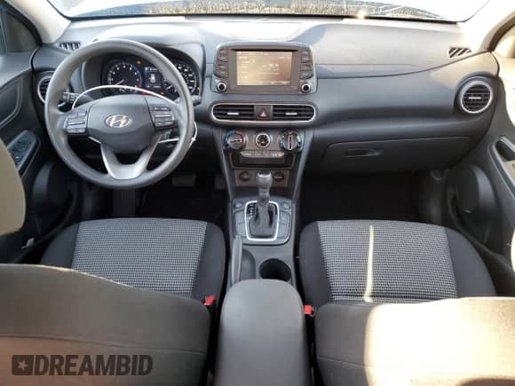 2019 Hyundai Kona SE с VIN KM8K1CAA8KU215941, выставлен на аукционе Copart как лот 72861662 с пробегом 60 669 миль миль и . История ставок и продаж доступна на DreamBid. Изображение 8.