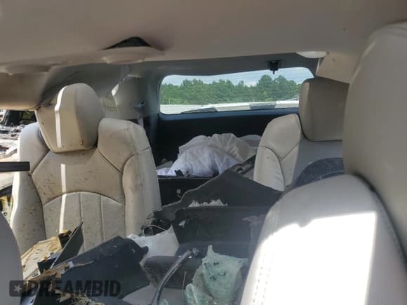 ✅ 2010 GMC Acadia SLT2 • VIN: 1GKLVNED3AJ110774 • Lot: 63449355. Listed on Copart with Not provided. Free auction sales archive from the USA and detailed vehicle history report at DreamBid. Image 10.