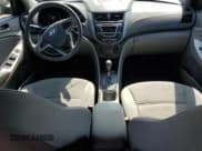 ✅ 2017 Hyundai Accent SE • VIN: KMHCT4AE9HU272181 • Лот: 54704874. Опубликован ранее на Copart с пробегом 114 215 миль. Бесплатный доступ к архиву аукционных продаж из США и подробный отчёт об истории автомобиля на DreamBid. Изображение 8.