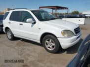 ✅ 2001 Mercedes-Benz M 320/430/500 • VIN: 4JGAB54E11A277233 • Лот: 42519040. Опубликован ранее на IAAI с пробегом 307 219 миль. Бесплатный доступ к архиву аукционных продаж из США и подробный отчёт об истории автомобиля на DreamBid. Изображение 1.