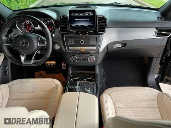 ✅ 2019 Mercedes-Benz GLS 63 AMG • VIN: 4JGDF7FE1KB235179 • Lot: 59235865. Wystawiony na Copart z przebiegiem 47 644 mil. Bezpłatny archiwum sprzedaży aukcyjnych z USA i szczegółowy raport historii pojazdu na DreamBid. Zdjęcie 9.