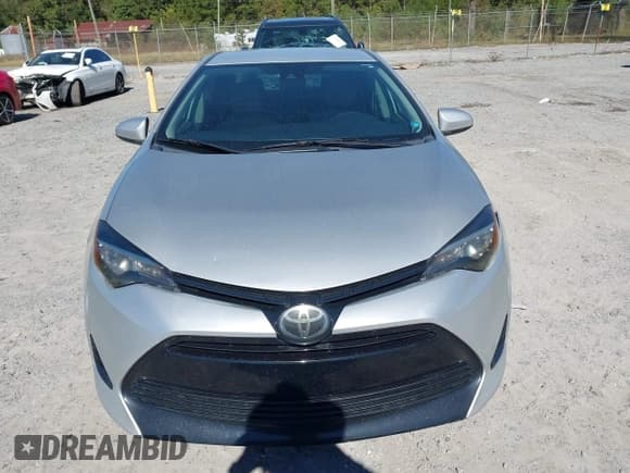 ✅ 2018 Toyota Corolla LE • VIN: 5YFBURHE2JP795187 • Lot: 43460746. Listed on IAAI with 301,229 mi. Free auction sales archive from the USA and detailed vehicle history report at DreamBid. Image 13.