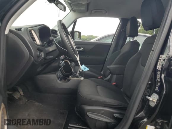 ✅ 2017 Jeep Renegade Sport • VIN: ZACCJBABXHPG29809 • Lot: 69068535. Wystawiony na Copart z przebiegiem 151 045 mil. Bezpłatny archiwum sprzedaży aukcyjnych z USA i szczegółowy raport historii pojazdu na DreamBid. Zdjęcie 7.