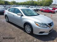 ✅ 2018 Nissan Altima SL • VIN: 1N4AL3AP4JC197642 • Lot: 43176319. Listed on IAAI with 99,237 mi. Free auction sales archive from the USA and detailed vehicle history report at DreamBid. Image 1.