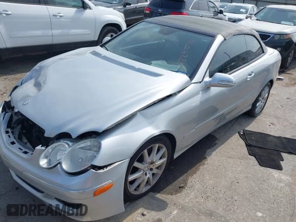 ✅ 2007 Mercedes-Benz CLK 350 • VIN: WDBTK56F57T080161 • Лот: 42291070. Опубликован ранее на IAAI с пробегом 64 689 миль. Бесплатный доступ к архиву аукционных продаж из США и подробный отчёт об истории автомобиля на DreamBid. Изображение 18.