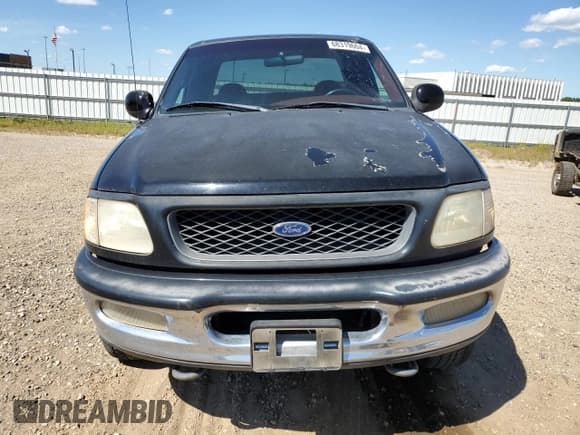 ✅ 1998 Ford F-150 XL • VIN: 1FTRX08L5WKB53102 • Лот: 68319604. Опубликован ранее на Copart с пробегом 117 685 миль. Бесплатный доступ к архиву аукционных продаж из США и подробный отчёт об истории автомобиля на DreamBid. Изображение 5.