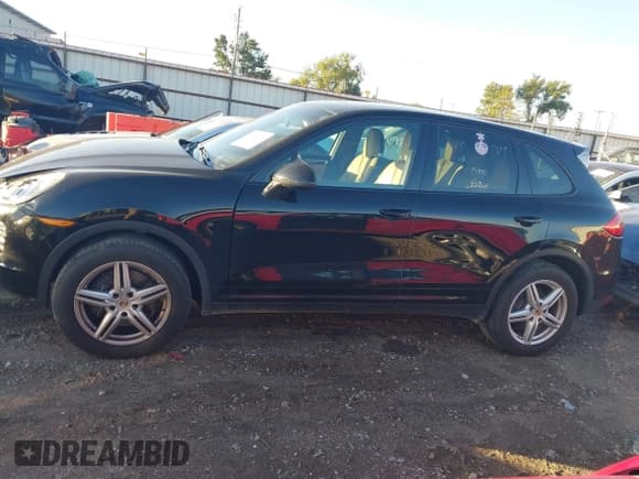 ✅ 2014 Porsche Cayenne • VIN: WP1AA2A27ELA90328 • Лот: 43484055. Опубликован ранее на IAAI с пробегом 94 239 миль. Бесплатный доступ к архиву аукционных продаж из США и подробный отчёт об истории автомобиля на DreamBid. Изображение 15.