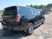 ✅ 2021 Chevrolet Suburban LT • VIN: 1GNSKCKDXMR137654 • Lot: 42766378. Wystawiony na IAAI z przebiegiem 201 403 mil. Bezpłatny archiwum sprzedaży aukcyjnych z USA i szczegółowy raport historii pojazdu na DreamBid. Zdjęcie 4.