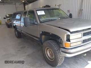 ✅ 1998 Chevrolet Silverado 2500 • VIN: 1GCGK29J1WE186496 • Lot: 42738997. Wystawiony na IAAI z przebiegiem 196 788 mil. Bezpłatny archiwum sprzedaży aukcyjnych z USA i szczegółowy raport historii pojazdu na DreamBid. Zdjęcie 1.