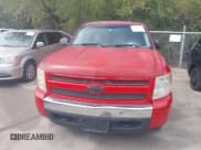 ✅ 2008 Chevrolet Silverado 1500 1LT • VIN: 2GCEC13J681148757 • Lot: 43469479. Wystawiony na IAAI z przebiegiem 236 553 mil. Bezpłatny archiwum sprzedaży aukcyjnych z USA i szczegółowy raport historii pojazdu na DreamBid. Zdjęcie 12.