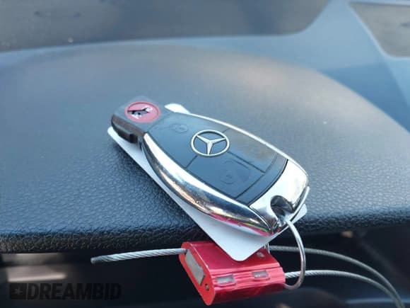 ✅ 2008 Mercedes-Benz C 300 Sport • VIN: WDDGF81X68F125266 • Lot: 43546270. Listed on IAAI with 117,931 mi. Free auction sales archive from the USA and detailed vehicle history report at DreamBid. Image 11.