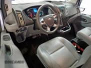 ✅ 2017 Ford Transit XL • VIN: 1FBZX2YM3HKA62468 • Lot: 82136905. Wystawiony na Copart z przebiegiem 55 673 mil. Bezpłatny archiwum sprzedaży aukcyjnych z USA i szczegółowy raport historii pojazdu na DreamBid. Zdjęcie 8.