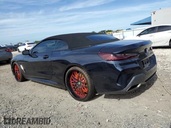 ✅ 2019 BMW 8 Series M850i xDrive • VIN: WBAFY4C52KBX39344 • Lot: 86728884. Wystawiony na Copart z przebiegiem 35 699 mil. Bezpłatny archiwum sprzedaży aukcyjnych z USA i szczegółowy raport historii pojazdu na DreamBid. Zdjęcie 2.
