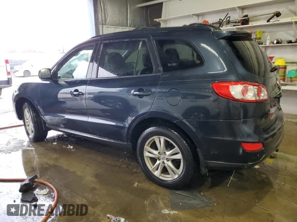 ✅ 2011 Hyundai Santa Fe Limited • VIN: 5XYZHDAGXBG046774 • Lot: 45156555. Listed on Copart with 119,975 mi. Free auction sales archive from the USA and detailed vehicle history report at DreamBid. Image 2.