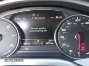 ✅ 2015 Audi A8 • VIN: WAUJGAFD5FN009771 • Lot: 41909647. Wystawiony na IAAI z przebiegiem 88 329 mil. Bezpłatny archiwum sprzedaży aukcyjnych z USA i szczegółowy raport historii pojazdu na DreamBid. Zdjęcie 16.