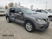 ✅ 2015 Nissan Rogue S • VIN: KNMAT2MV4FP535975 • Lot: 90860185. Wystawiony na Copart z przebiegiem 170 482 mil. Bezpłatny archiwum sprzedaży aukcyjnych z USA i szczegółowy raport historii pojazdu na DreamBid. Zdjęcie 4.