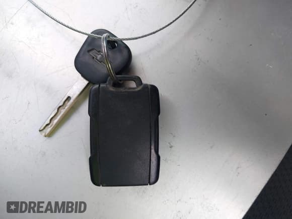 ✅ 2017 Chevrolet Silverado 1500 LT • VIN: 1GCRCREH8HZ340117 • Lot: 42577458. Wystawiony na IAAI z przebiegiem 136 692 mil. Bezpłatny archiwum sprzedaży aukcyjnych z USA i szczegółowy raport historii pojazdu na DreamBid. Zdjęcie 11.