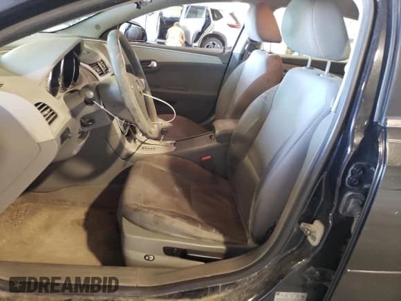 ✅ 2012 Chevrolet Malibu 1LS • VIN: 1G1ZB5E0XCF102133 • Lot: 70023344. Listed on Copart with 196,770 mi. Free auction sales archive from the USA and detailed vehicle history report at DreamBid. Image 7.