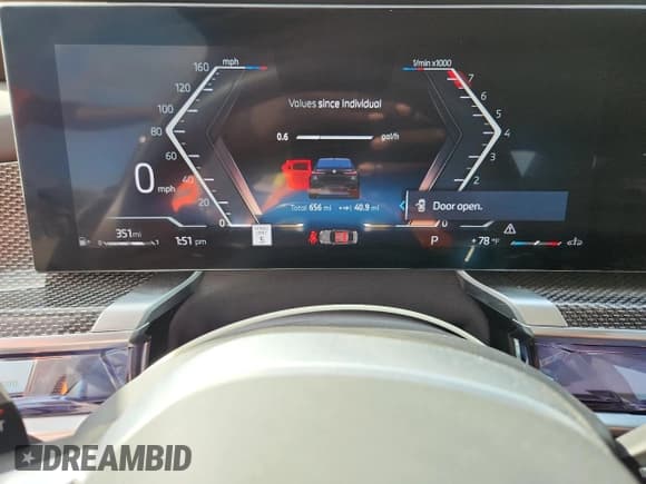 ✅ 2025 BMW 7 Series 740i • VIN: WBA23EH01SCV23009 • Lot: 91203925. Listed on Copart with 656 mi. Free auction sales archive from the USA and detailed vehicle history report at DreamBid. Image 9.