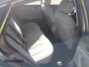 ✅ 2018 Hyundai Sonata SE • VIN: 5NPE24AF7JH637661 • Лот: 43591747. Опубликован ранее на IAAI с пробегом 127 225 миль. Бесплатный доступ к архиву аукционных продаж из США и подробный отчёт об истории автомобиля на DreamBid. Изображение 8.