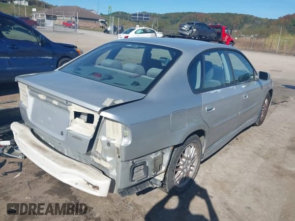 ✅ 2002 Subaru Legacy • VIN: 4S3BE645227209236 • Lot: 43355203. Wystawiony na IAAI z przebiegiem 169 003 mil. Bezpłatny archiwum sprzedaży aukcyjnych z USA i szczegółowy raport historii pojazdu na DreamBid. Zdjęcie 4.