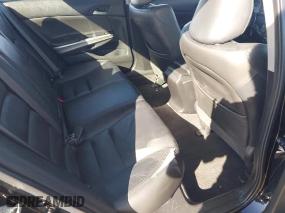 ✅ 2009 Honda Accord EX-L • VIN: 1HGCP36859A050487 • Lot: 43673688. Listed on IAAI with 105,851 mi. Free auction sales archive from the USA and detailed vehicle history report at DreamBid. Image 8.