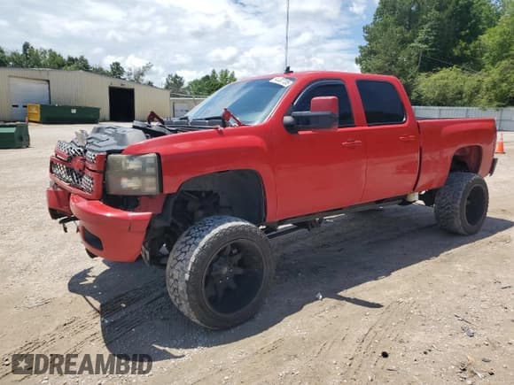 ✅ 2013 Chevrolet Silverado 2500HD LT • VIN: 1GC1KXC8XDF196413 • Lot: 64407735. Wystawiony na Copart z przebiegiem 262 268 mil. Bezpłatny archiwum sprzedaży aukcyjnych z USA i szczegółowy raport historii pojazdu na DreamBid. Zdjęcie 1.